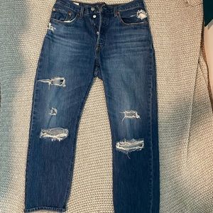 Womens Hi Rise Straight leg Levi 501 jeans